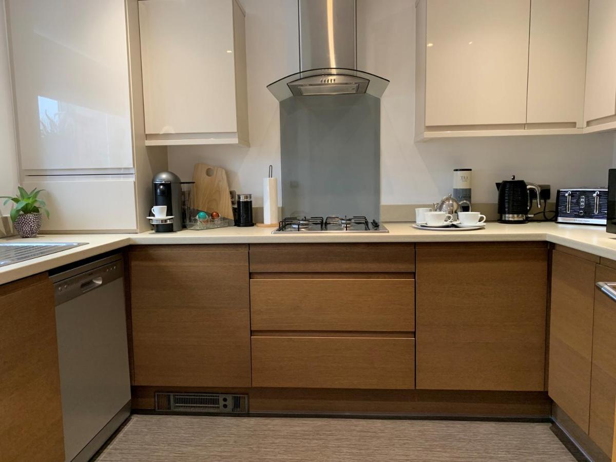 Vila Stylish & Spacious 3 Bed House With 2 Free Car Parking Spaces Appledram Exteriér fotografie