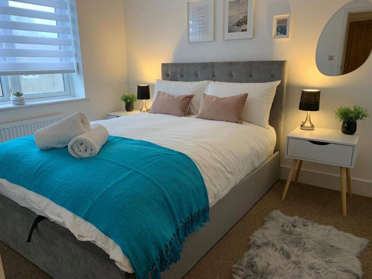 Vila Stylish & Spacious 3 Bed House With 2 Free Car Parking Spaces Appledram Exteriér fotografie